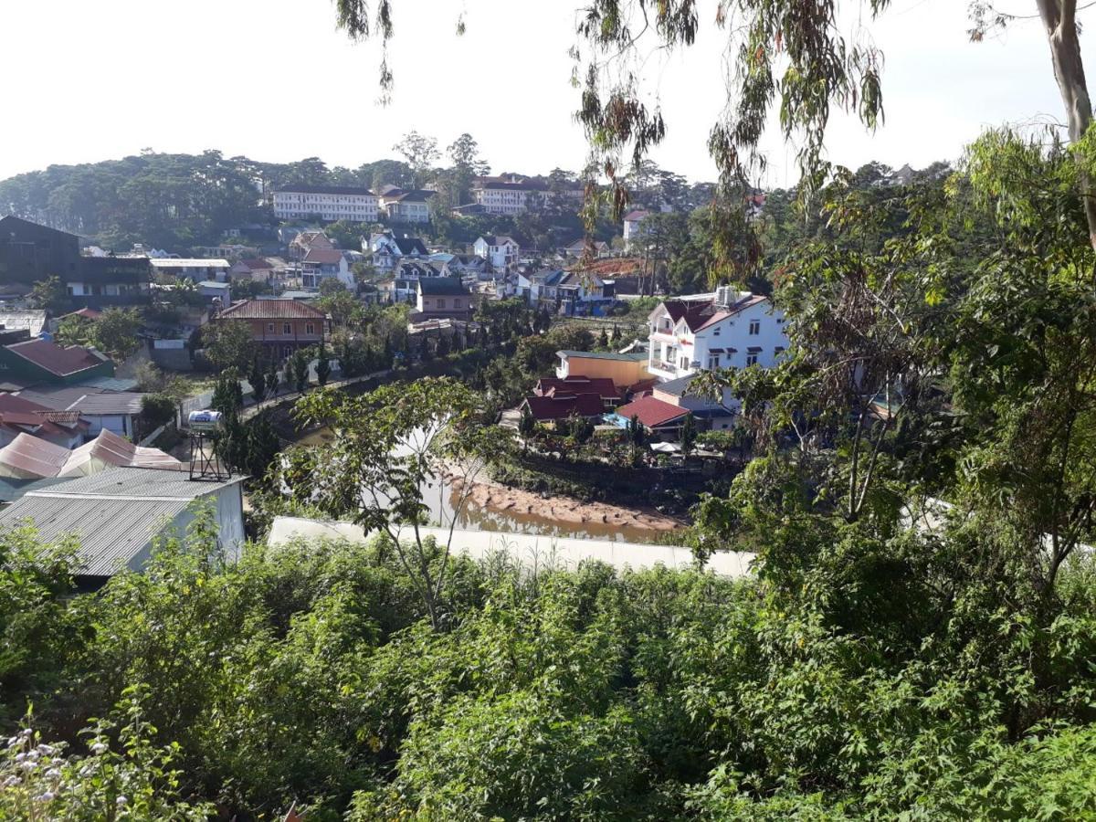 Caly Homestay Да Лат Екстериор снимка