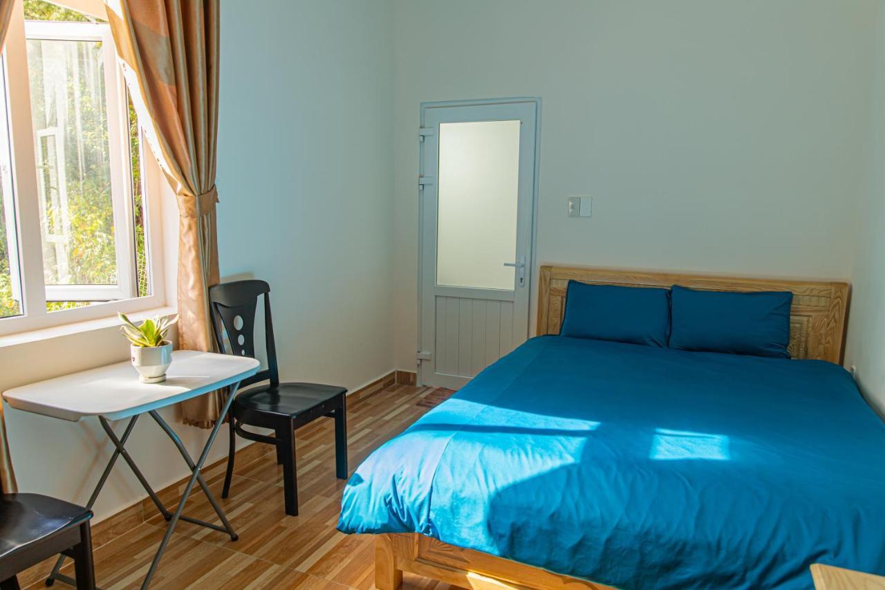 Caly Homestay Да Лат Екстериор снимка